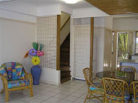 Beach House - Dining Area